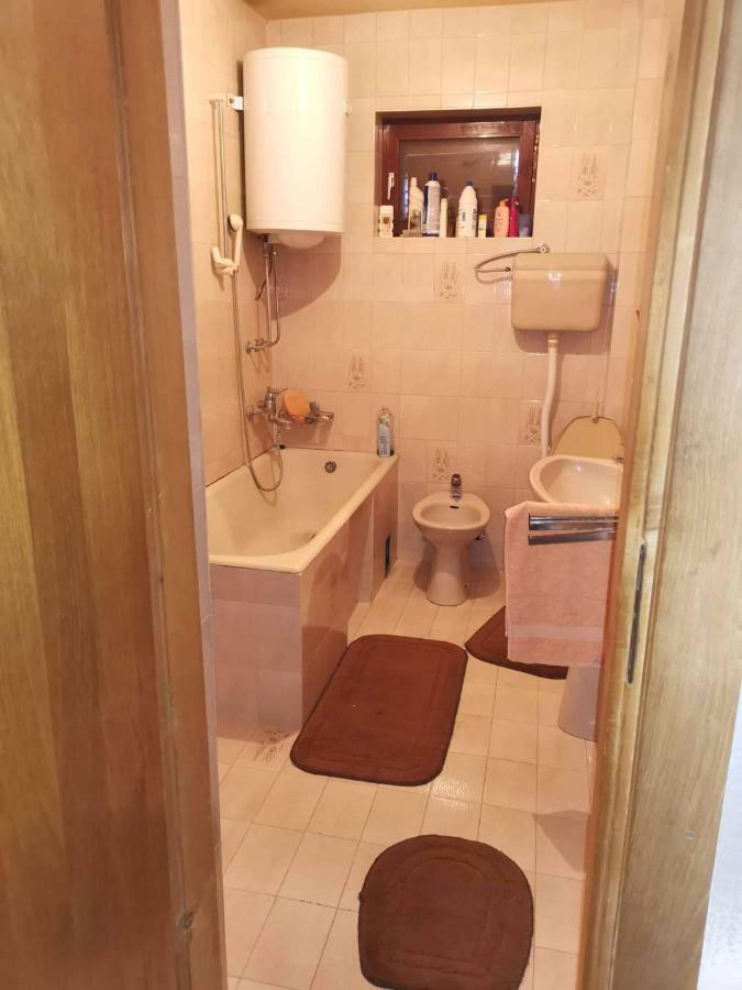 Apartman Pavlovacko Jezero Pavlovci Bagian luar foto